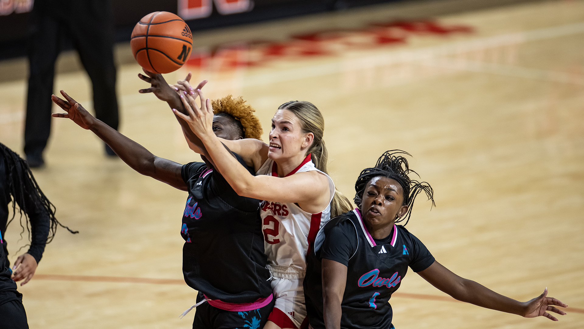 WBB vs FAU-SB 6857